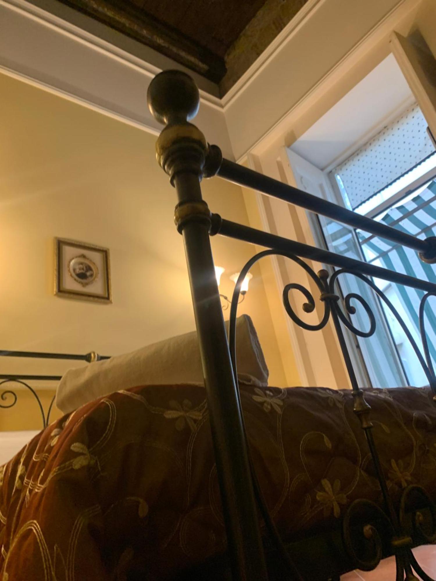 Hotel Pignatelli Napoli Bagian luar foto