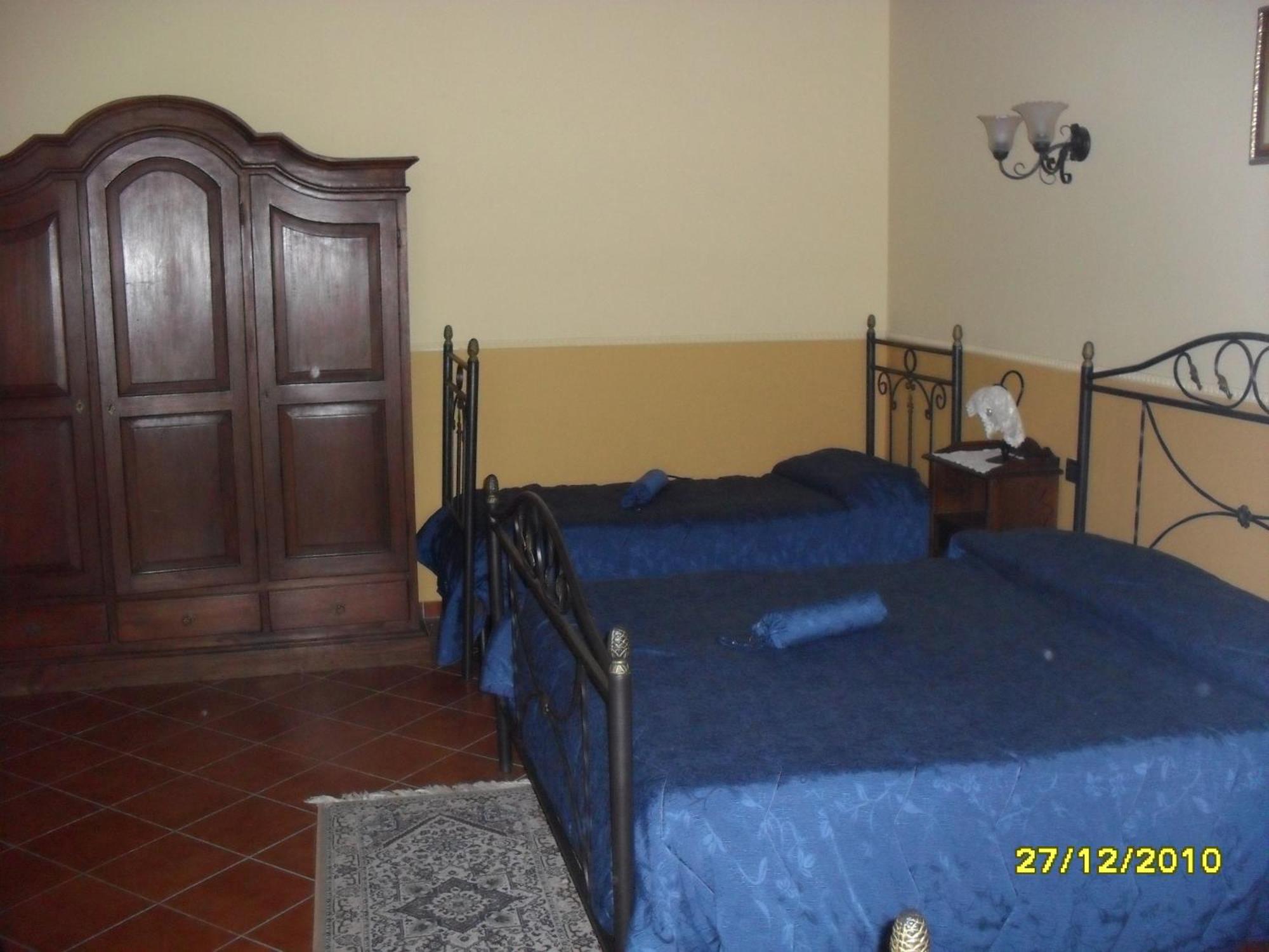Hotel Pignatelli Napoli Bagian luar foto