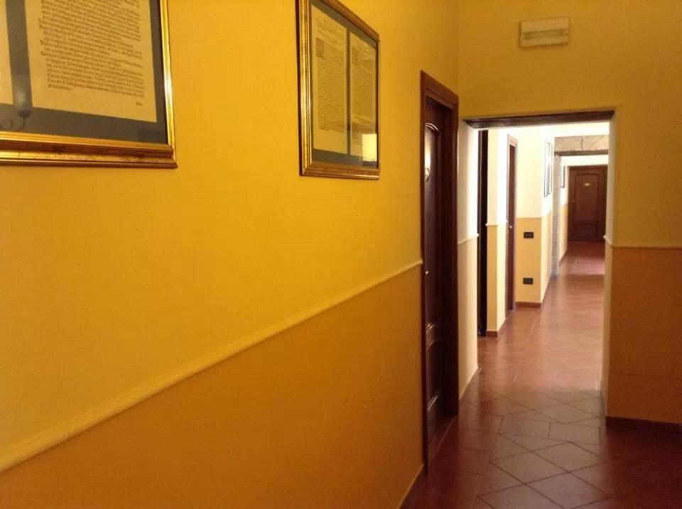 Hotel Pignatelli Napoli Bagian luar foto