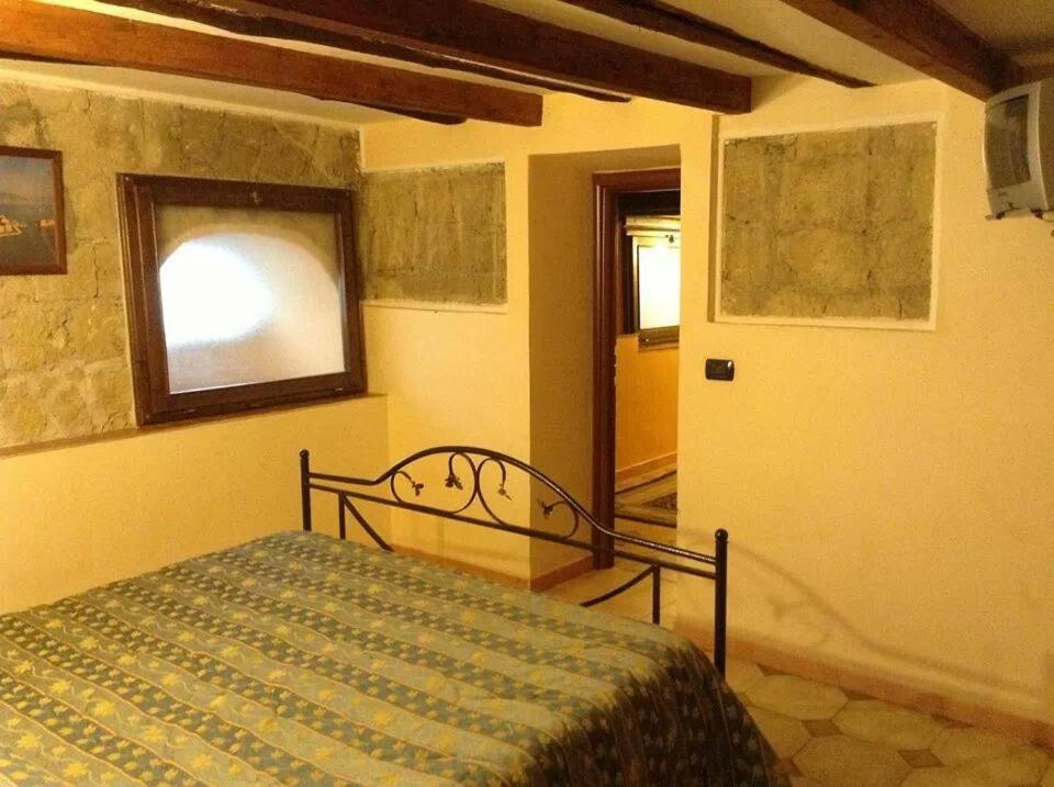 Hotel Pignatelli Napoli Bagian luar foto