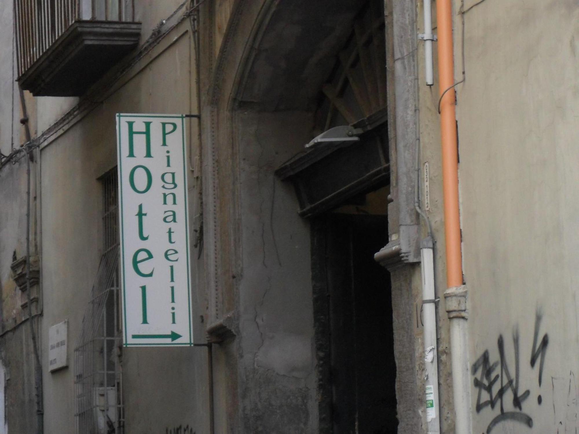Hotel Pignatelli Napoli Bagian luar foto