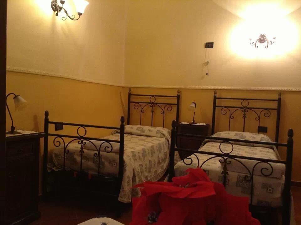 Hotel Pignatelli Napoli Bagian luar foto