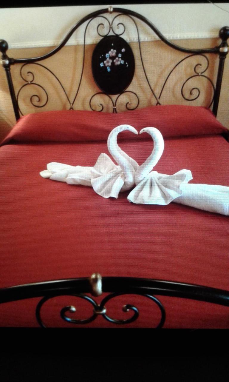 Hotel Pignatelli Napoli Bagian luar foto
